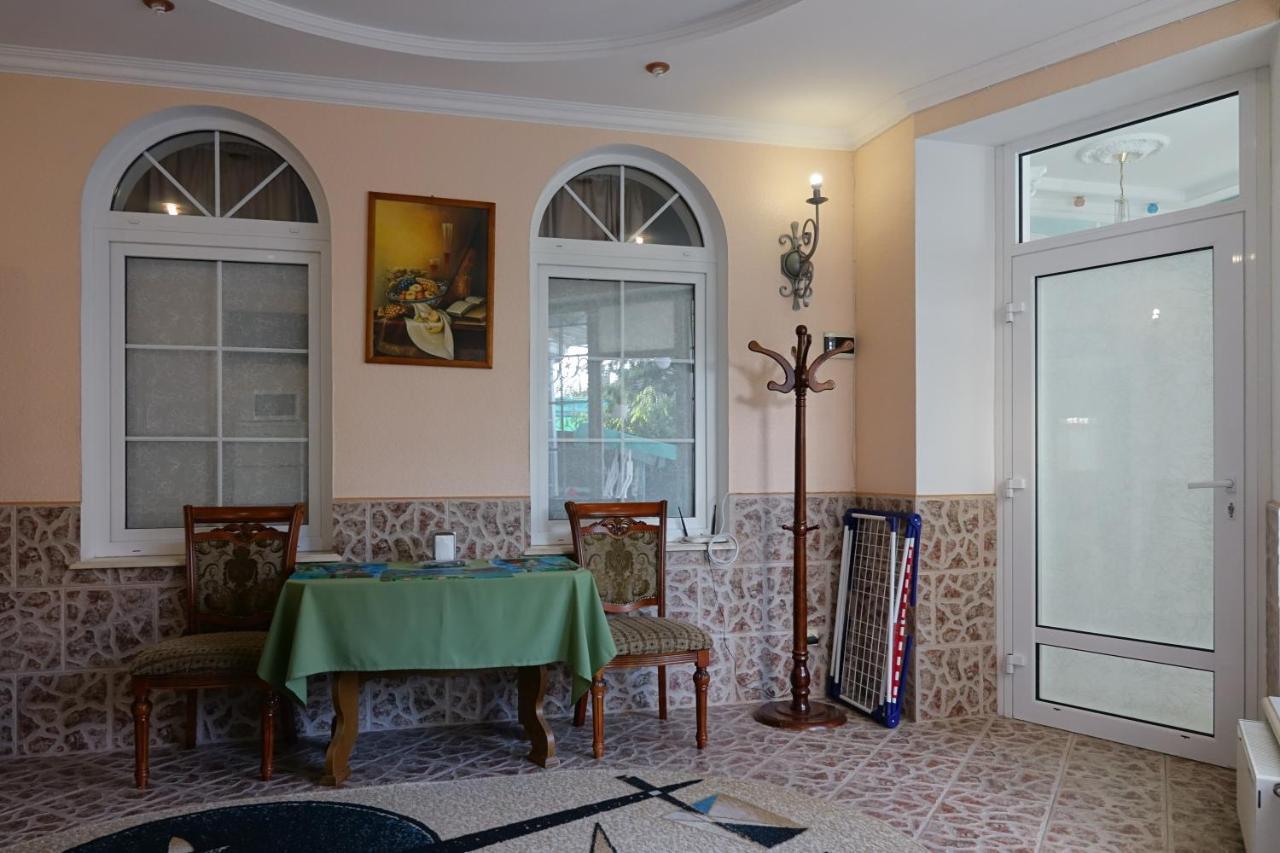 אודסה White House Apartments מראה חיצוני תמונה