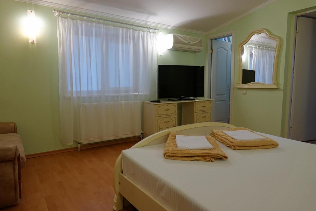 אודסה White House Apartments מראה חיצוני תמונה