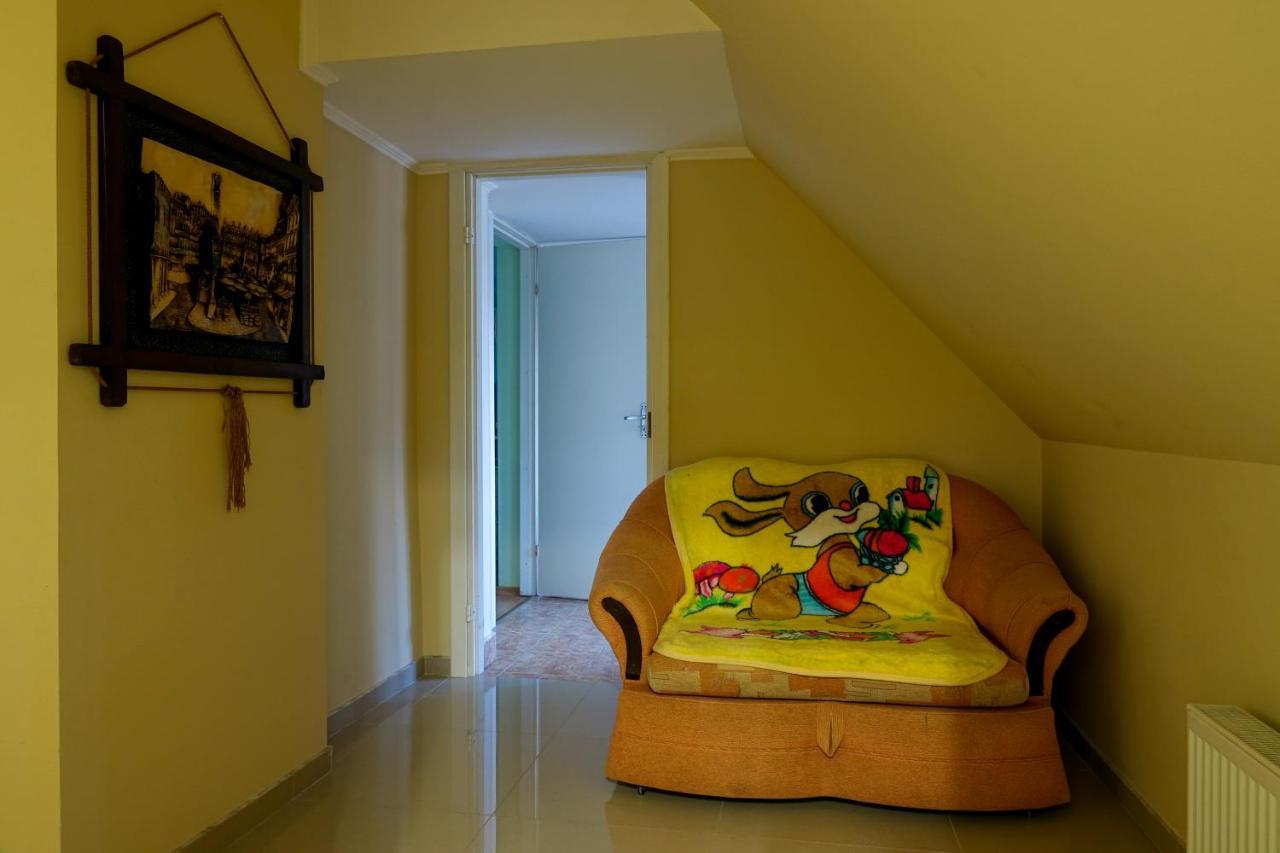 אודסה White House Apartments מראה חיצוני תמונה